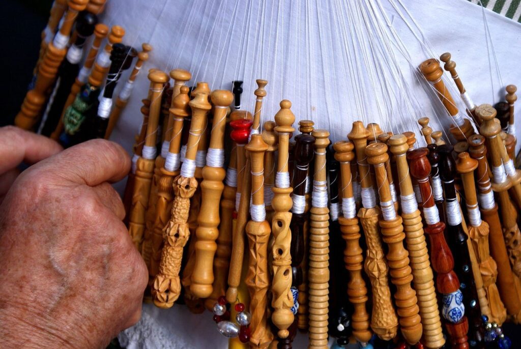 craft, wood, weaving